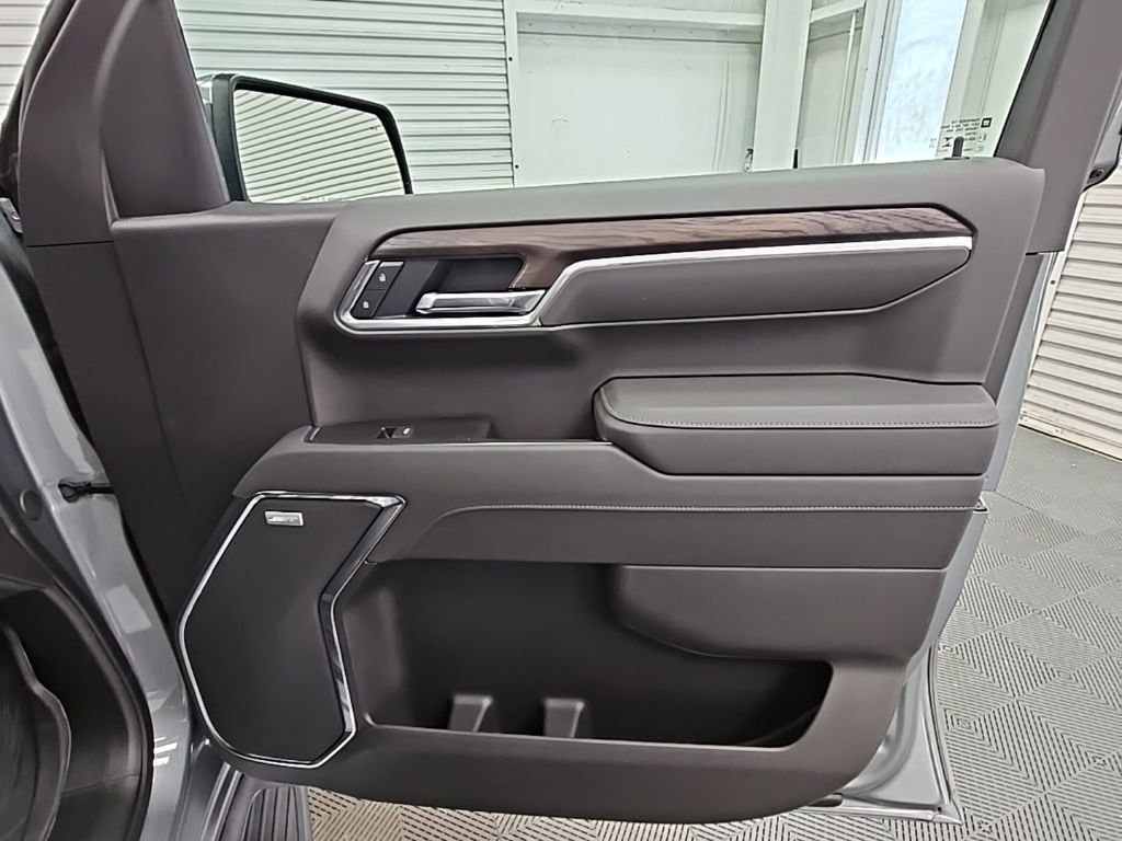 New 2026 GMC Sierra 1500 SLT w/ SLT Premium Plus Package image 44
