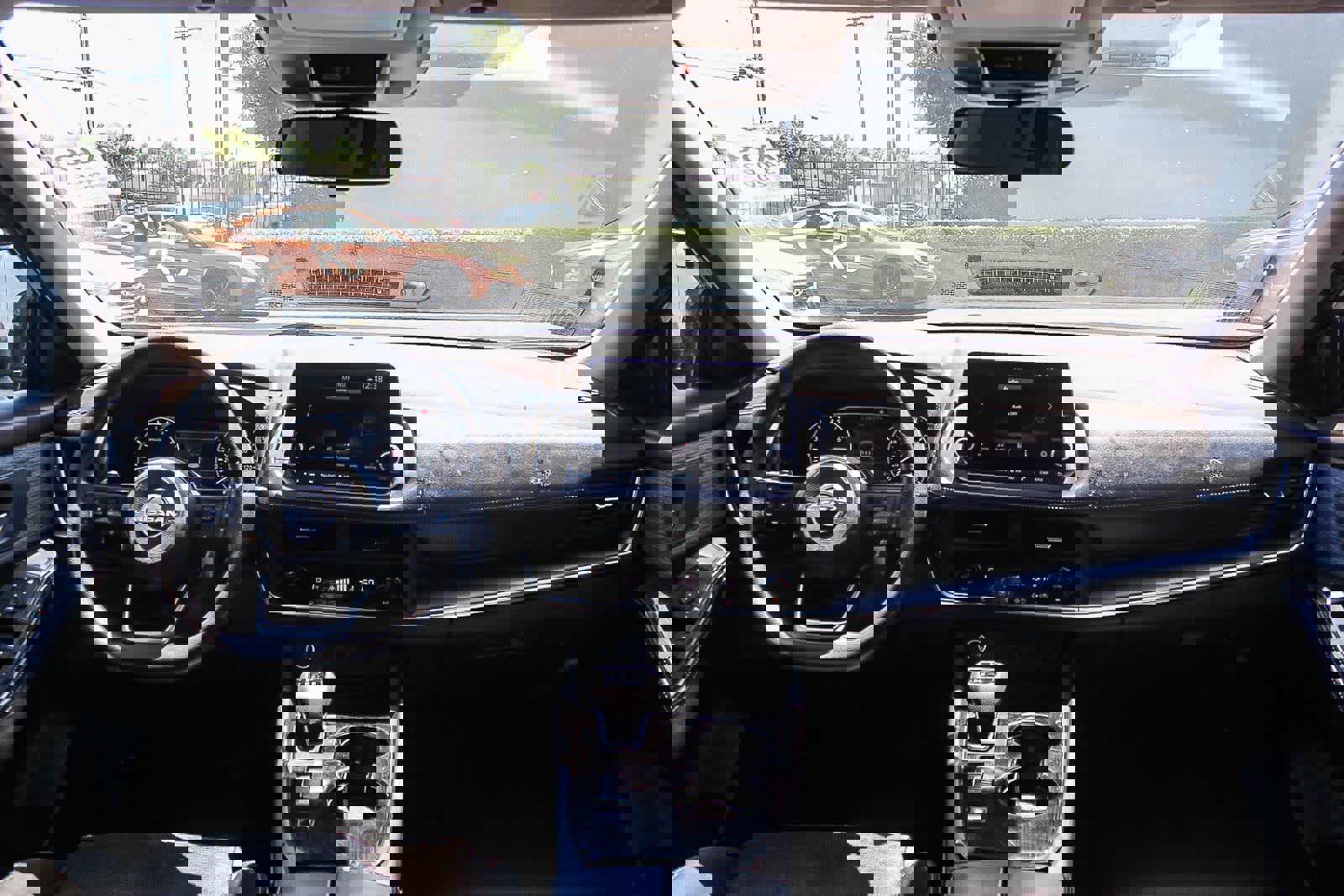 Used 2023 Nissan Rogue SV image 17