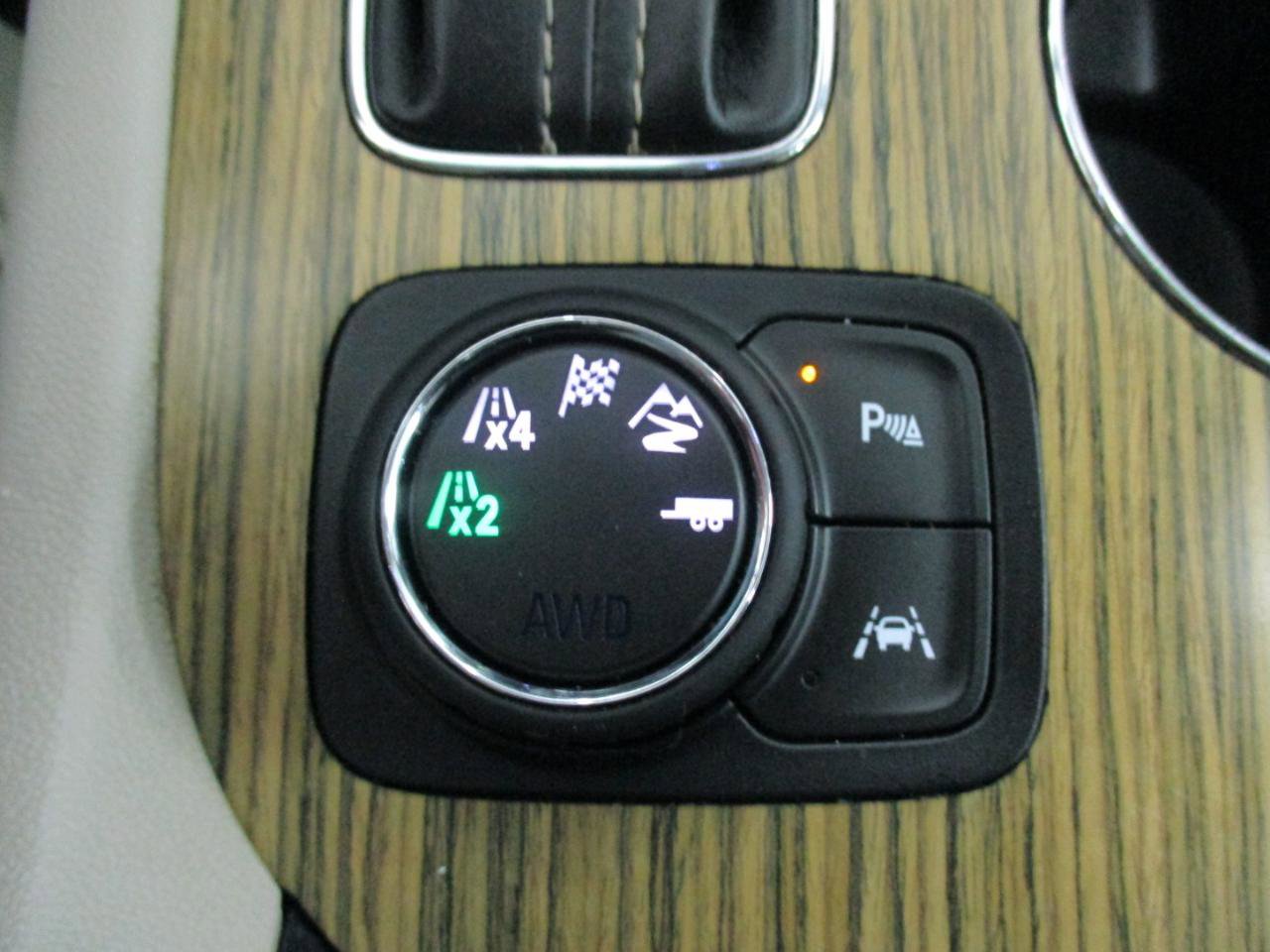 Used 2018 GMC Acadia Denali w/ Technology Package image 31