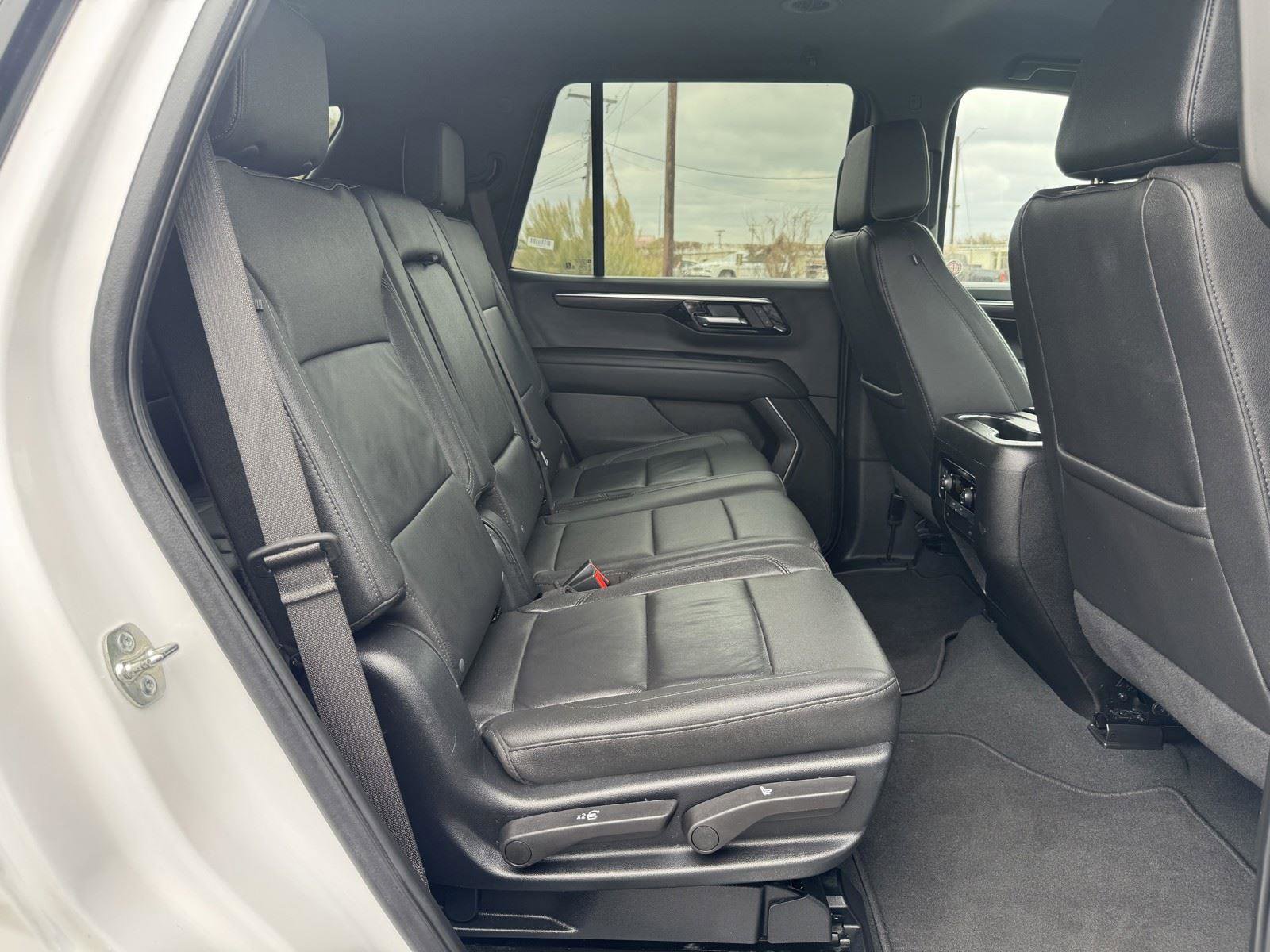 Used 2025 Chevrolet Tahoe LT AWD/4WD image 39