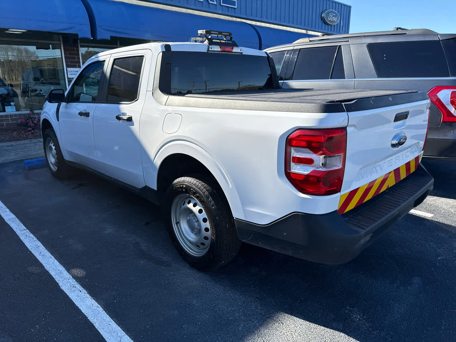 Used 2022 Ford Maverick XL image 10
