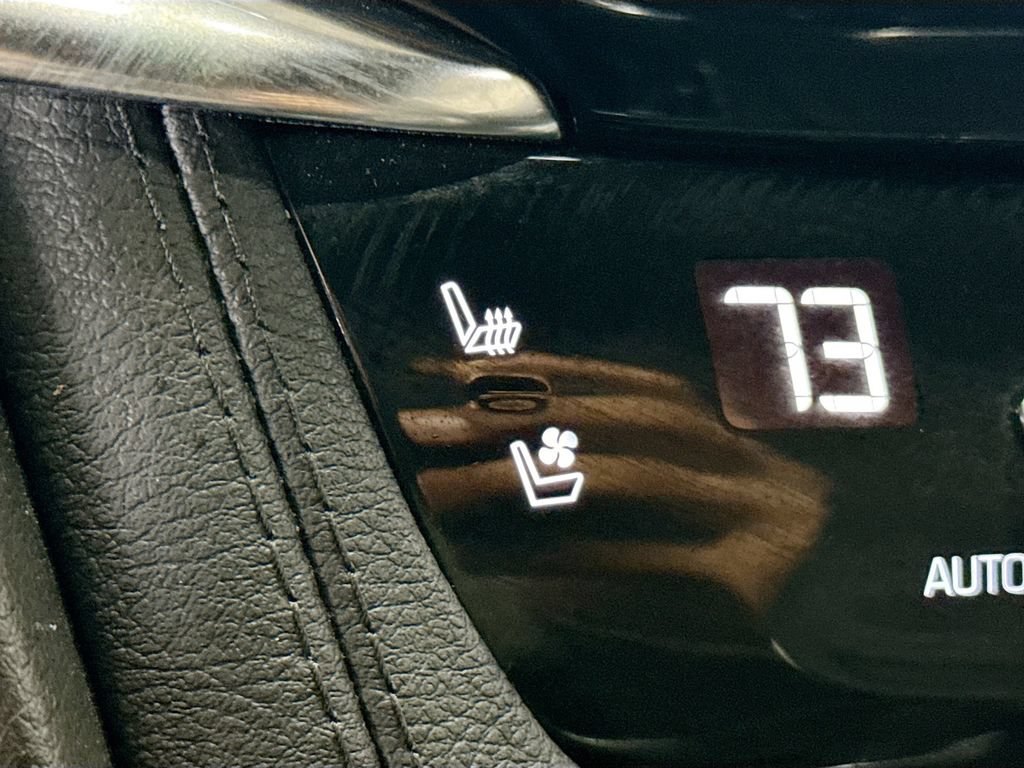 Used 2023 Cadillac XT6 Sport AWD/4WD image 22