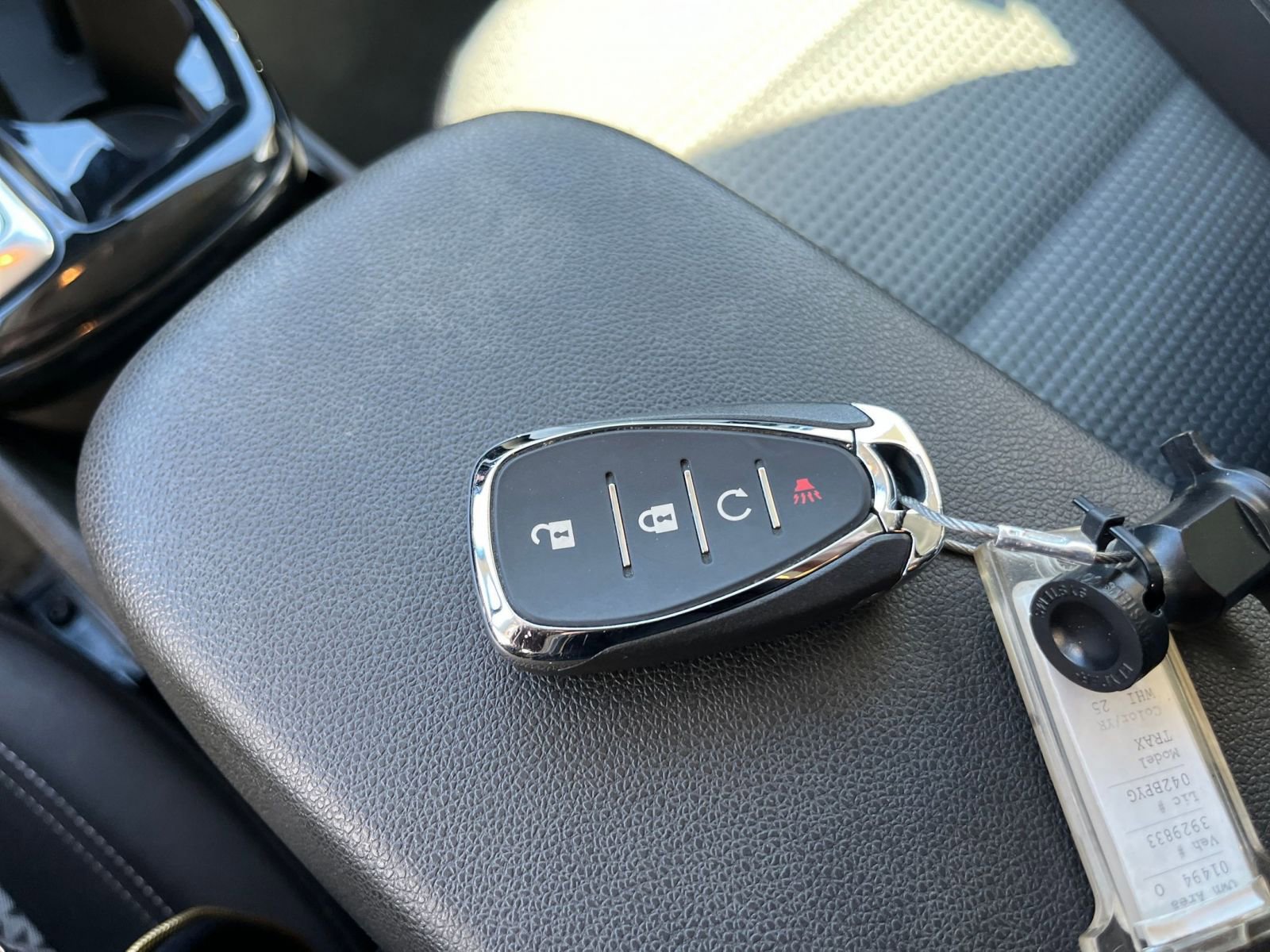 Used 2025 Chevrolet Trax LT image 23