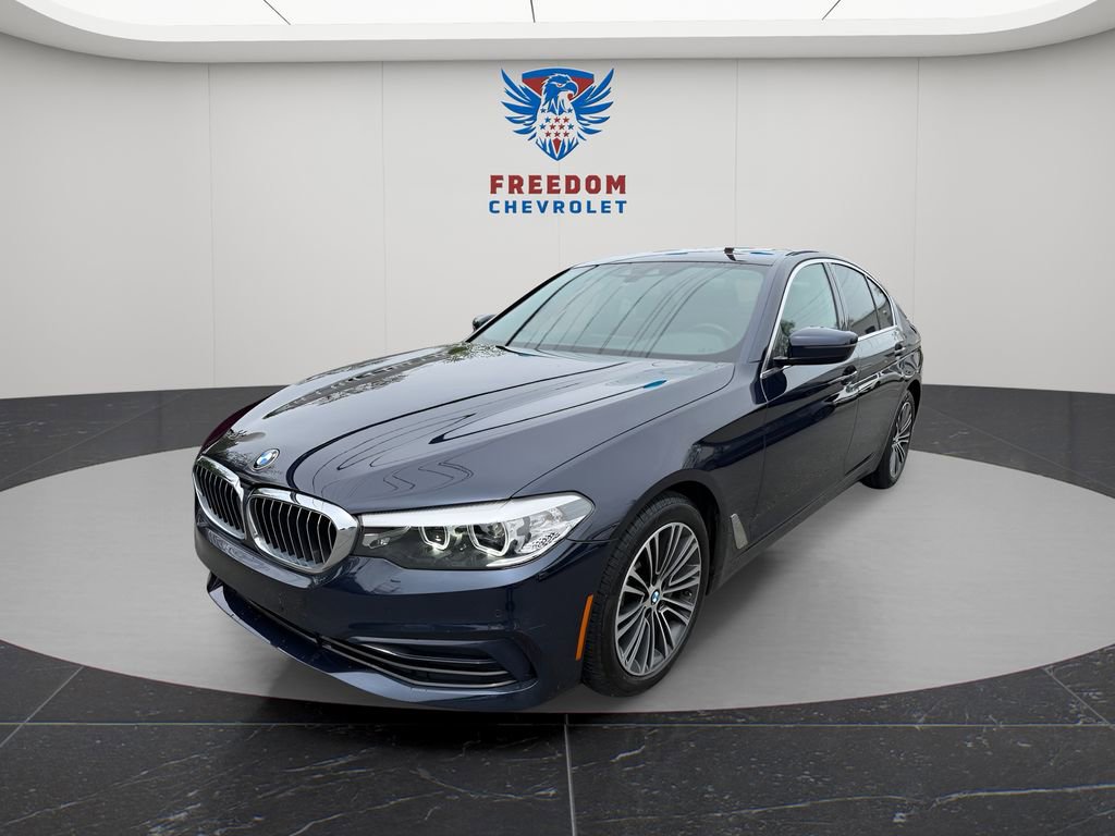 Used 2020 BMW 530i xDrive w/ Convenience Package AWD/4WD image 1