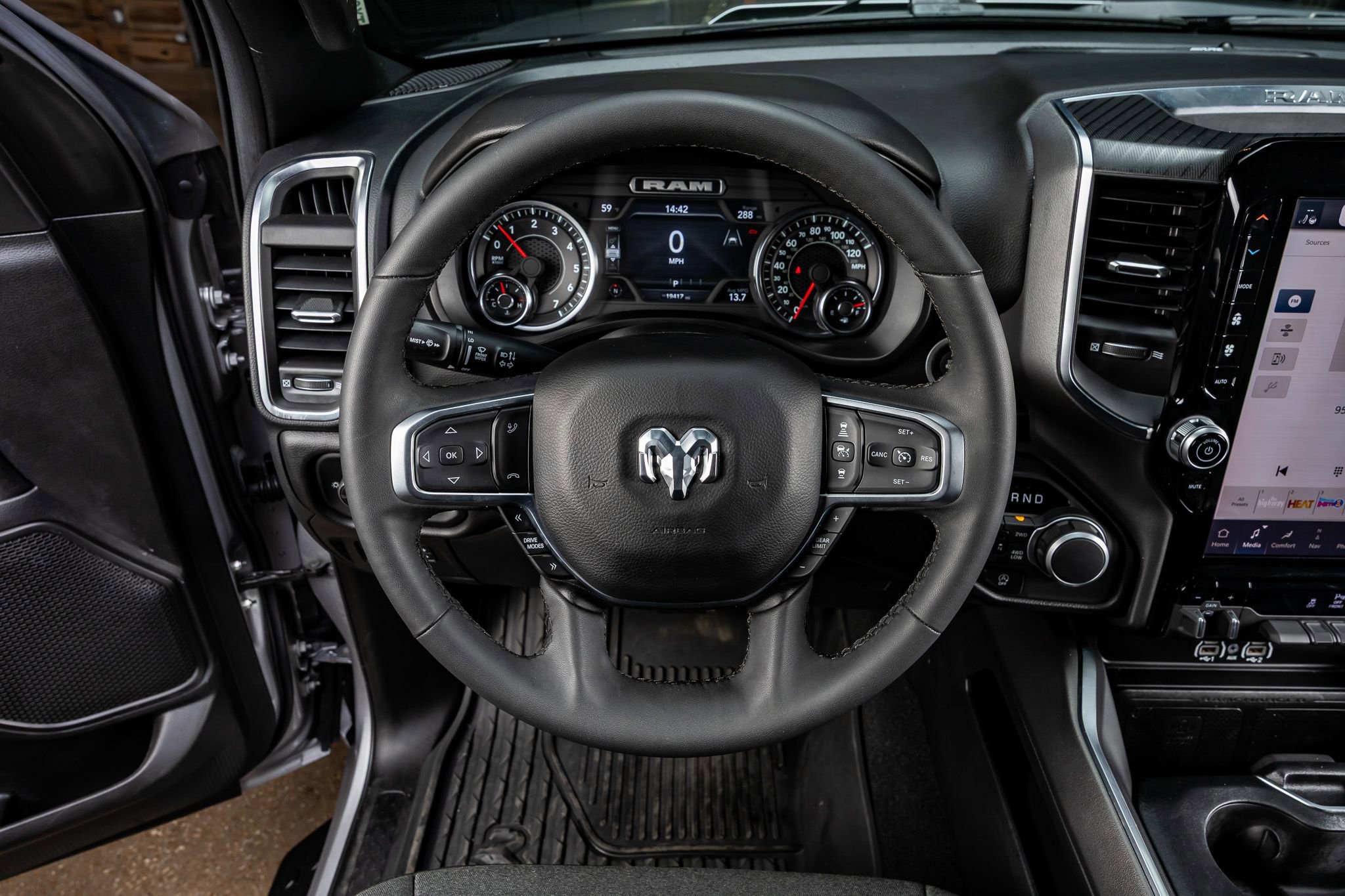 Used 2025 RAM 1500 Big Horn image 19