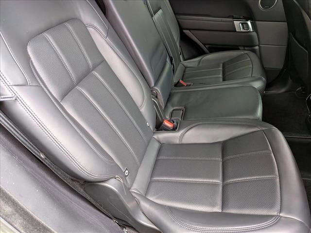 Used 2020 Land Rover Range Rover Sport HSE AWD/4WD image 19