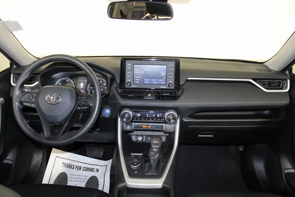 Used 2021 Toyota RAV4 XLE image 13
