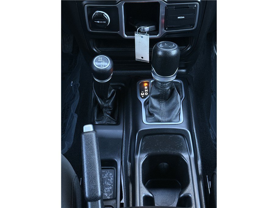 Used 2018 Jeep Wrangler Unlimited Sport AWD/4WD image 17
