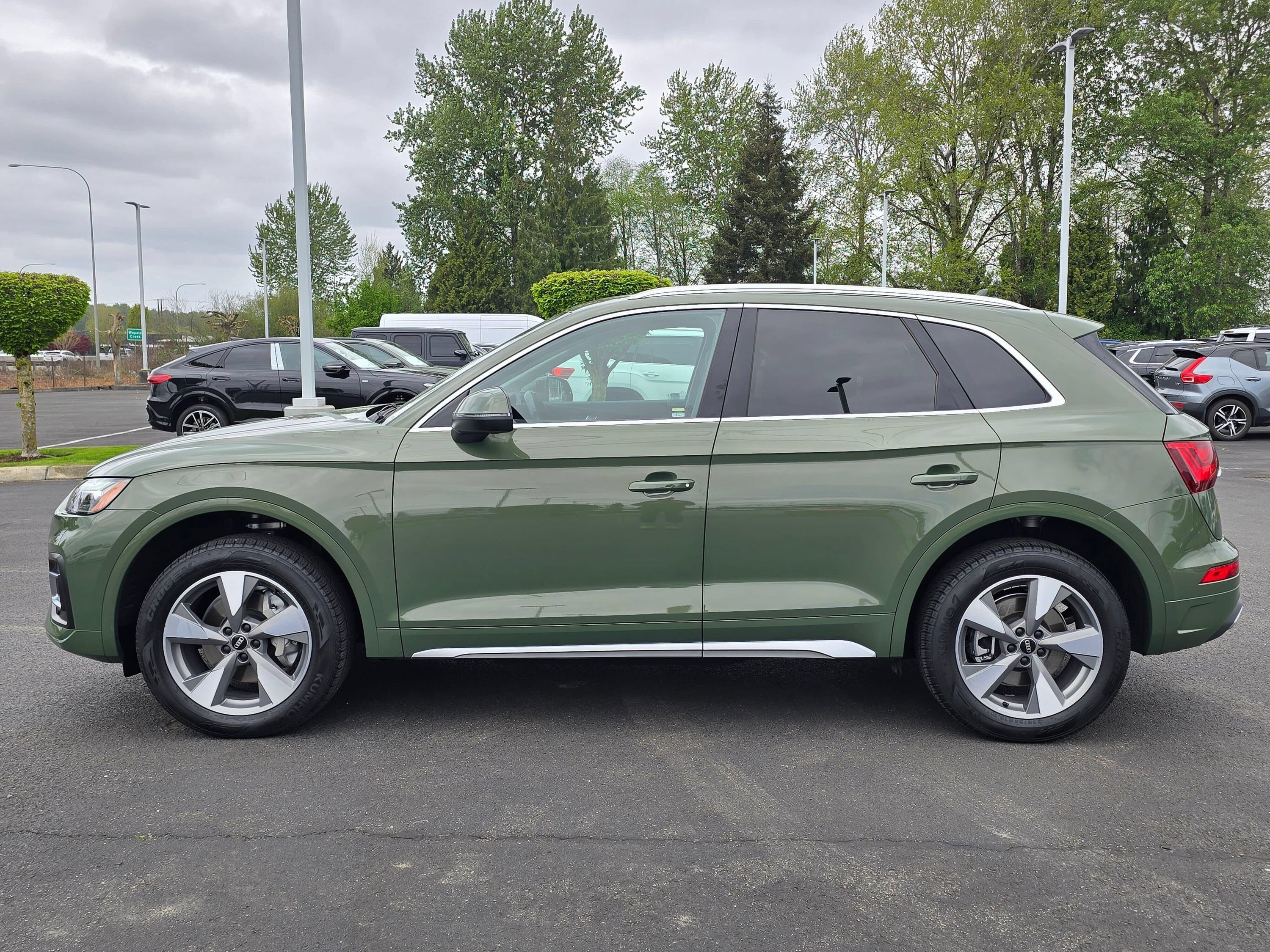Used 2024 Audi Q5 2.0T Premium Plus AWD/4WD image 2