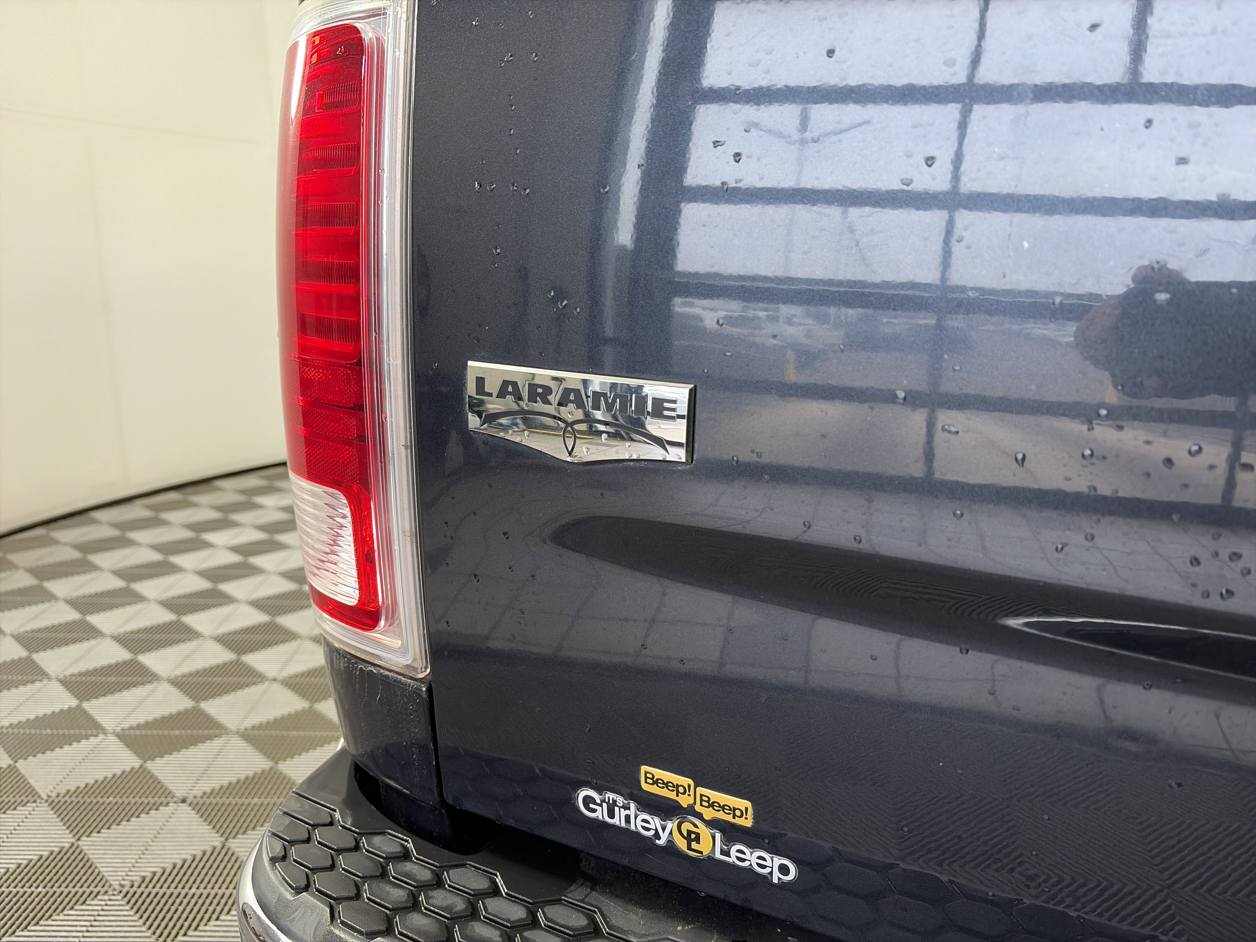 Used 2016 RAM 1500 Laramie w/ Convenience Group image 15