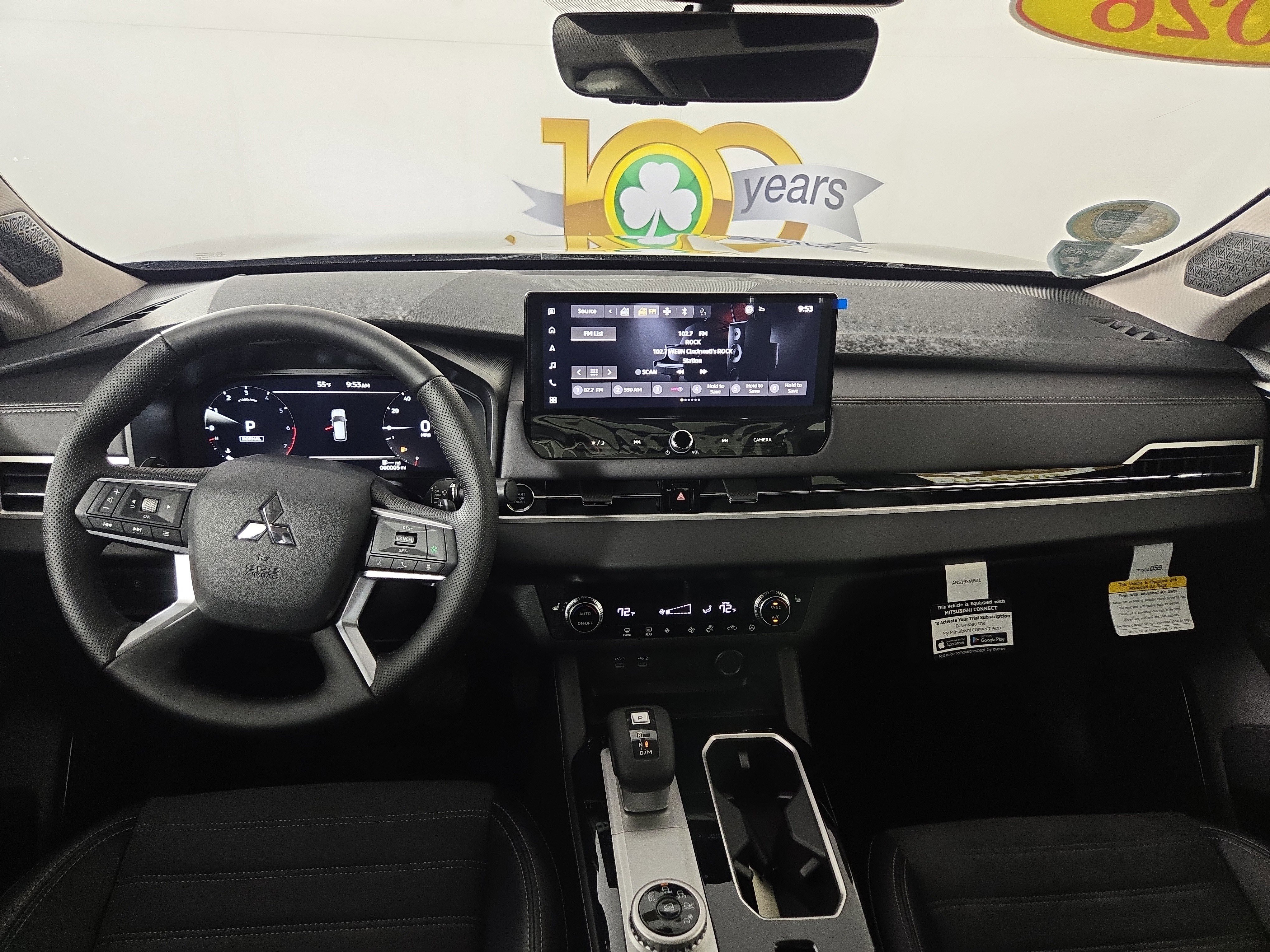 New 2026 Mitsubishi Outlander SE image 13