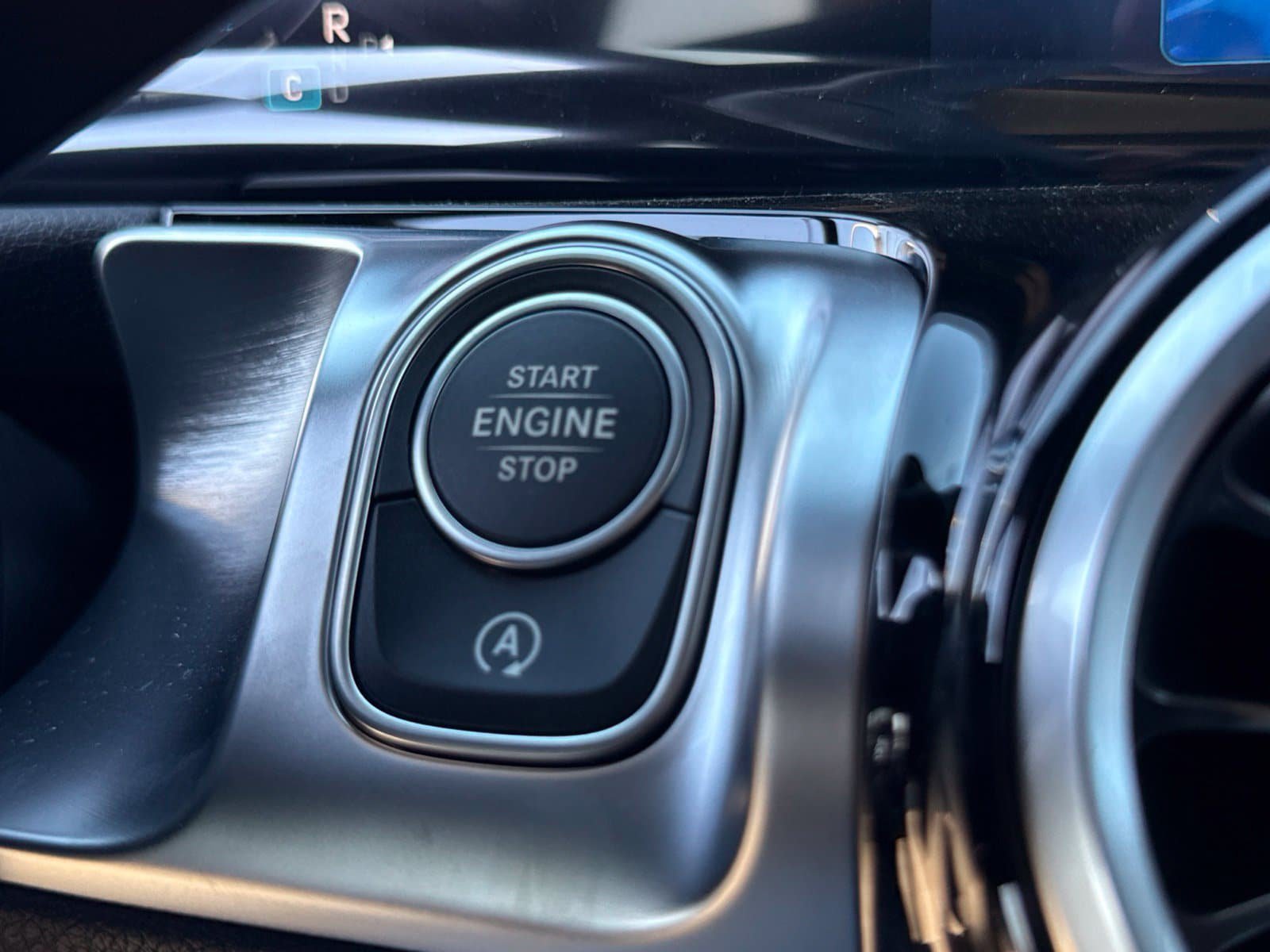 New 2026 Mercedes-Benz GLB 250 4MATIC image 26