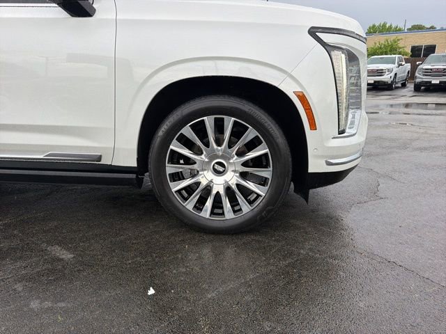 Used 2025 Cadillac Escalade ESV Premium Luxury Platinum w/ LPO, Floor Liner Package AWD/4WD image 5
