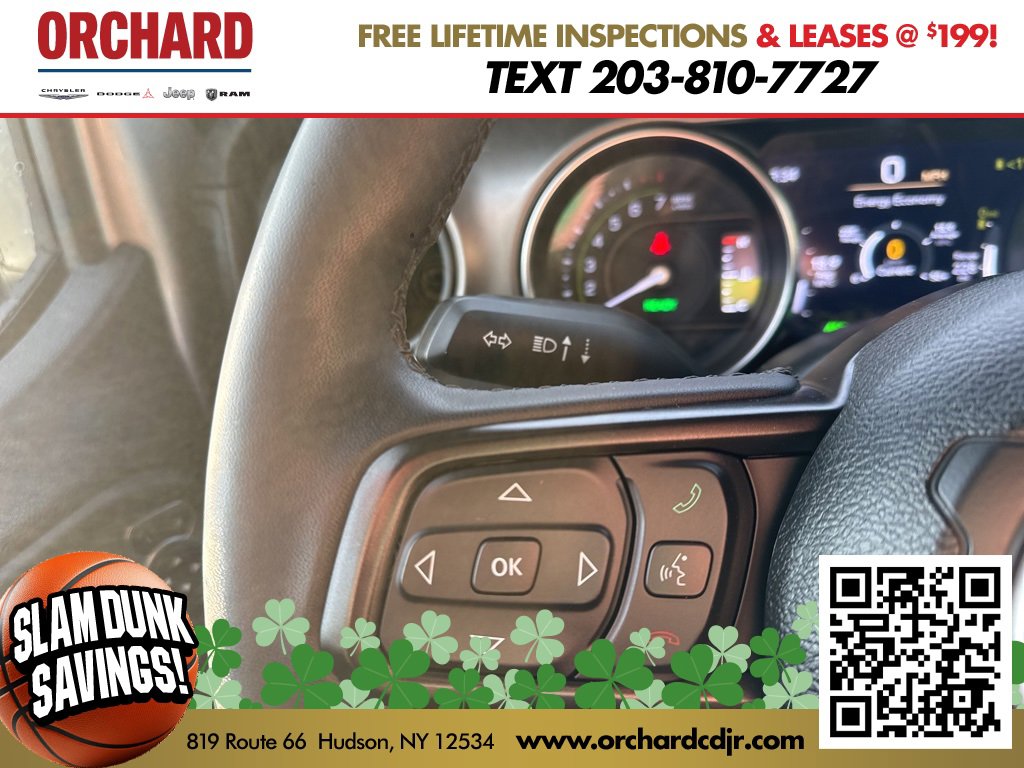 Used 2023 Jeep Wrangler Unlimited w/ Sun & Screen Package image 39