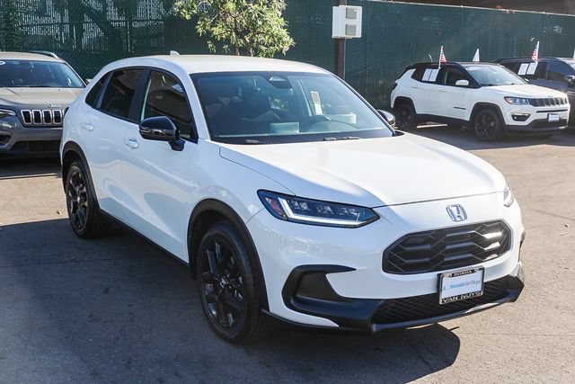 Used 2024 Honda HR-V Sport image 3