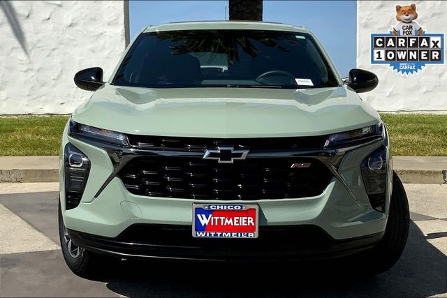 Used 2024 Chevrolet Trax RS w/ Sunroof Package image 3