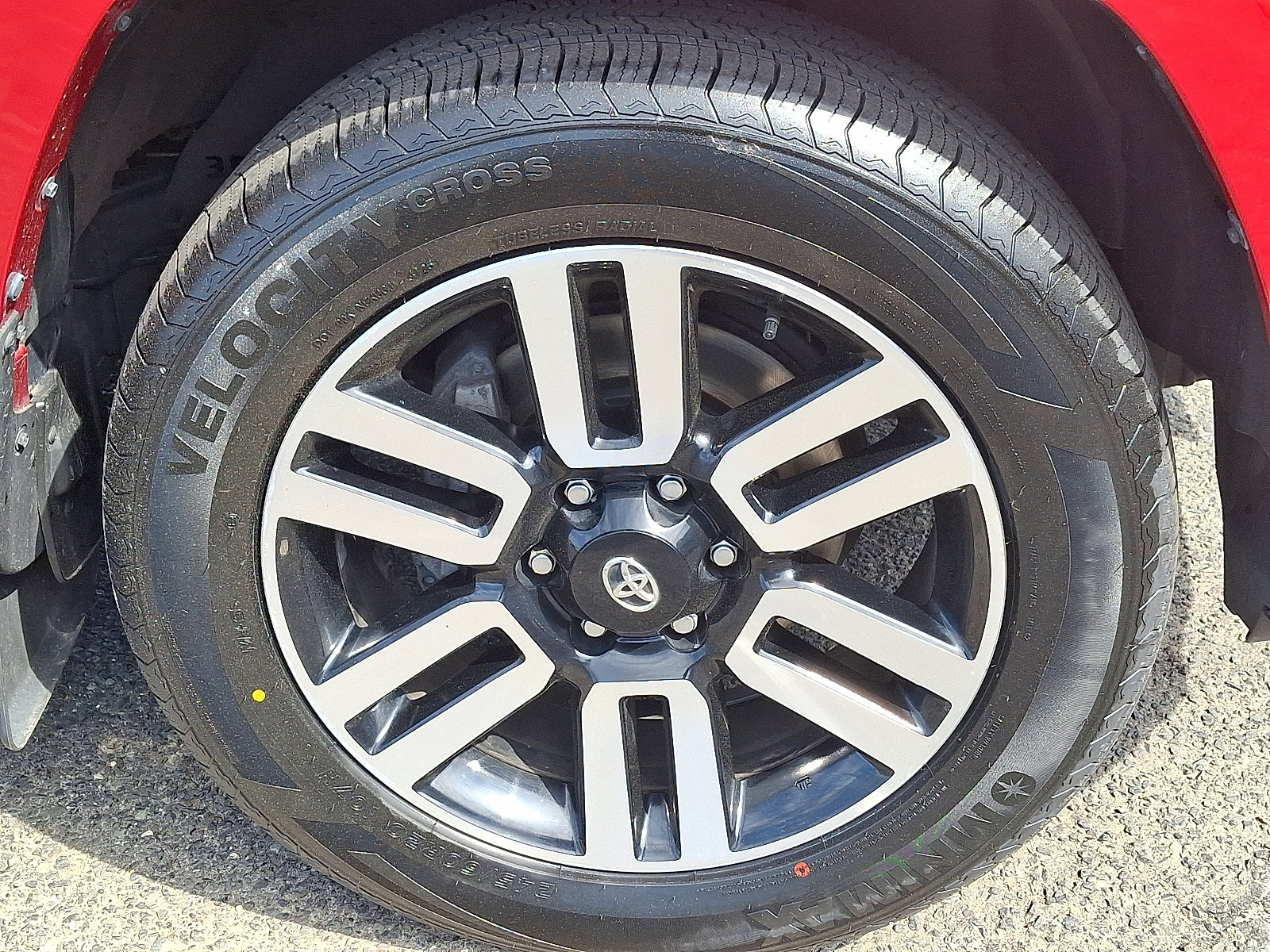 Used 2023 Toyota 4Runner Limited AWD/4WD image 9
