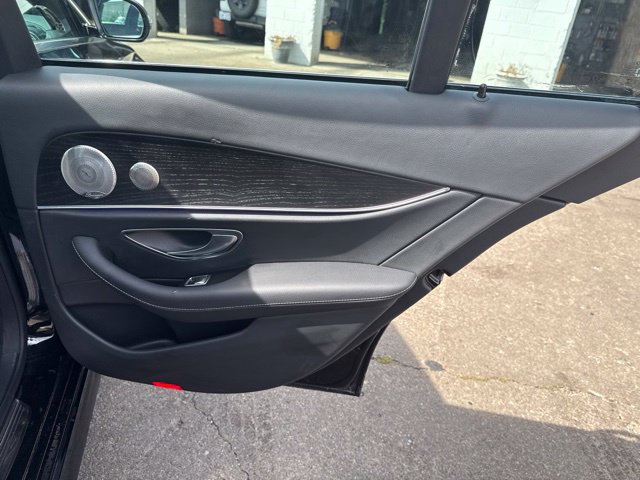 Used 2023 Mercedes-Benz E 350 4MATIC Sedan image 23