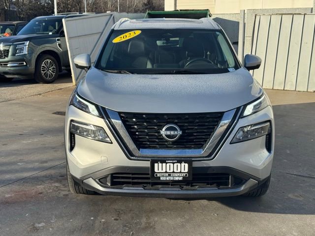 Used 2023 Nissan Rogue SL w/ SL Premium Package image 2