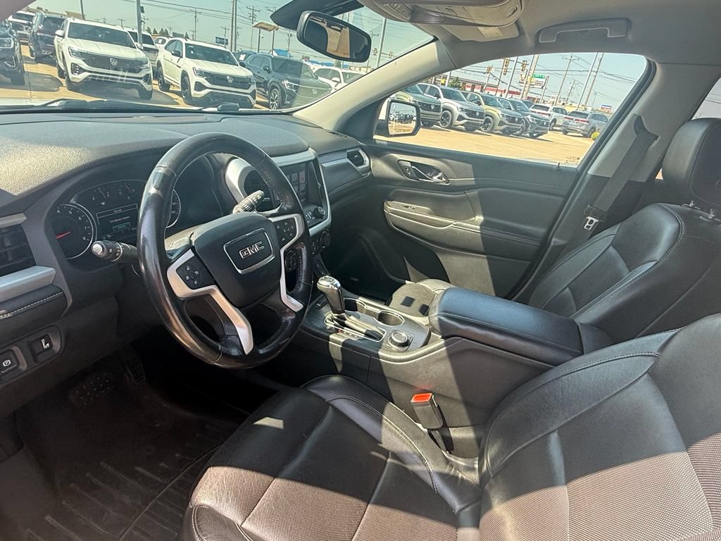 Used 2019 GMC Acadia SLT AWD/4WD image 9