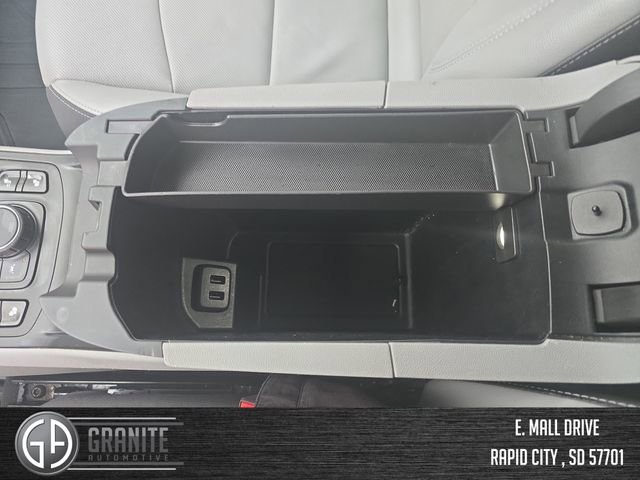 Used 2022 GMC Terrain SLT AWD/4WD image 26