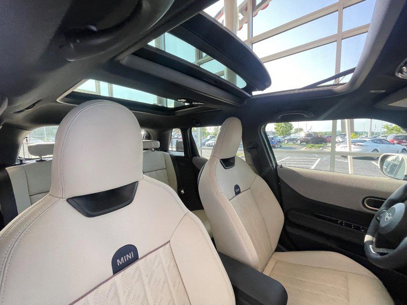 Used 2025 MINI Cooper S image 8