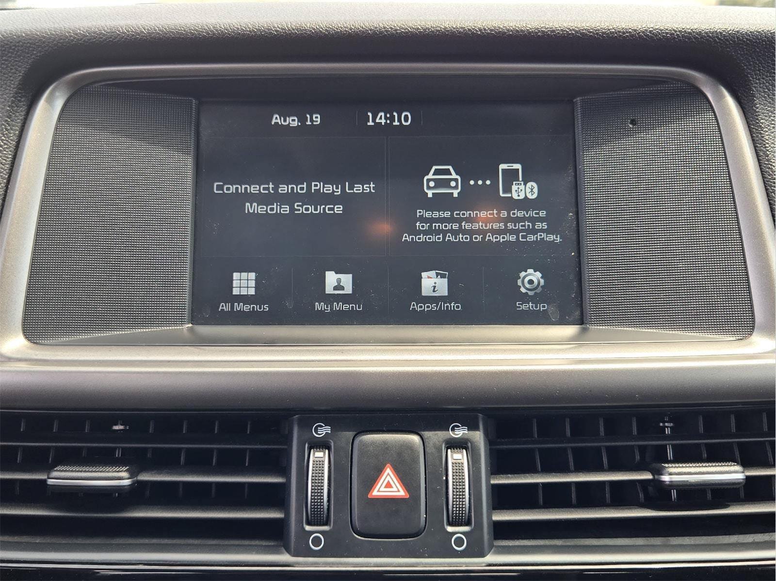 Used 2018 Kia Optima LX FWD image 15
