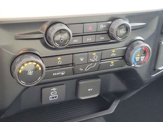 New 2026 Ford F250 XLT w/ FX4 Off-Road Package image 18