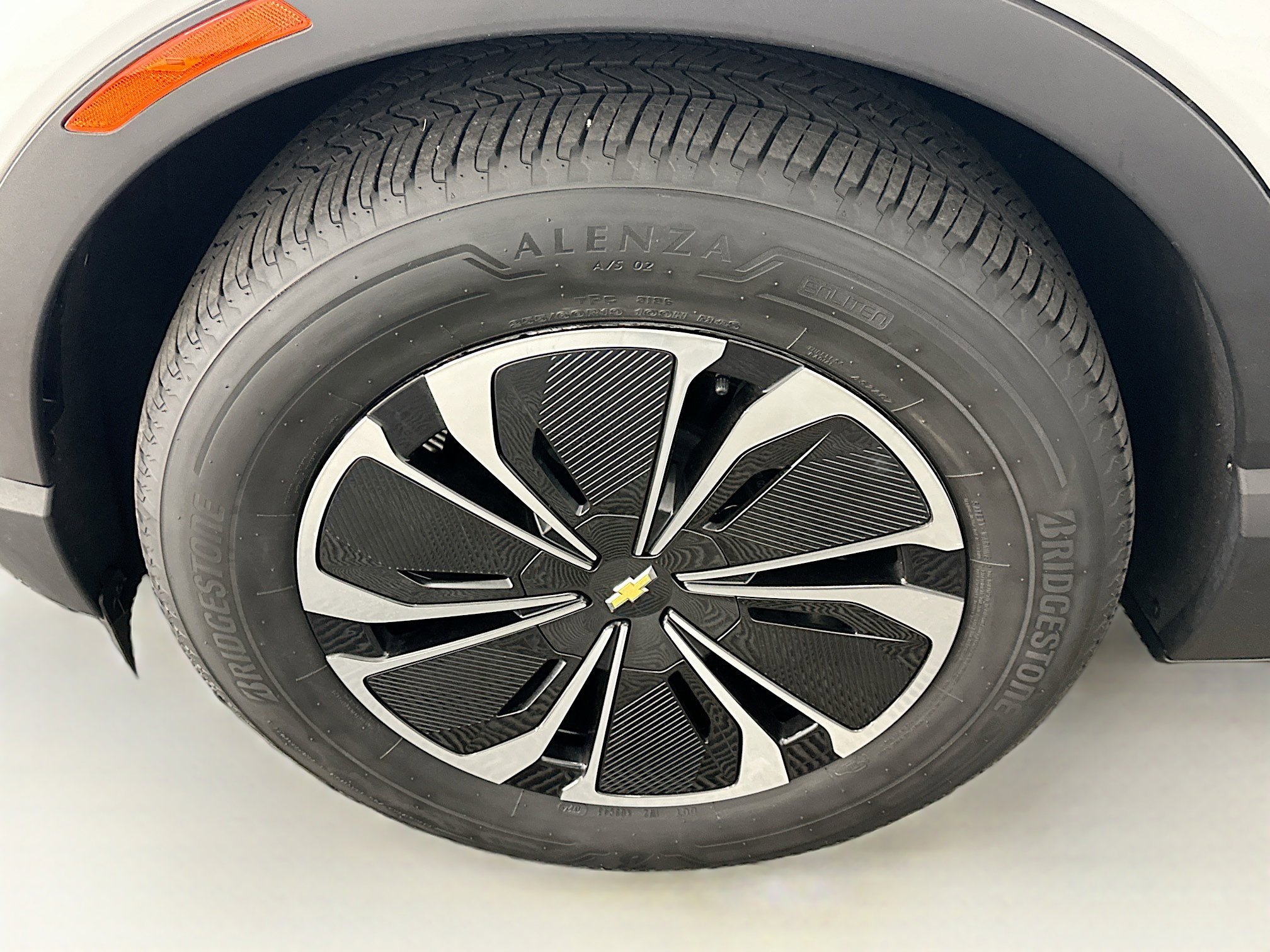 Used 2024 Chevrolet Blazer EV LT AWD/4WD image 11