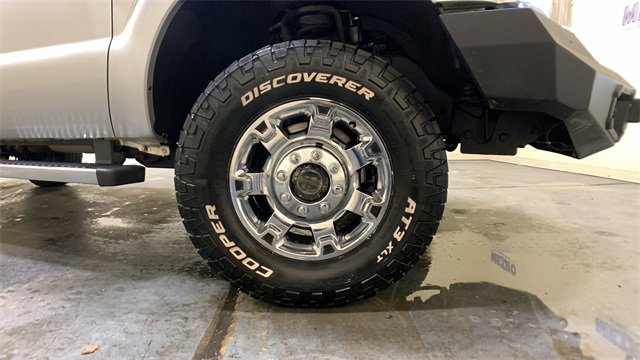 Used 2016 Ford F250 Lariat w/ Chrome Package image 9