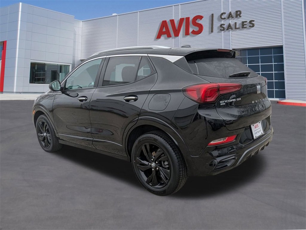 Used 2024 Buick Encore GX Sport Touring image 9