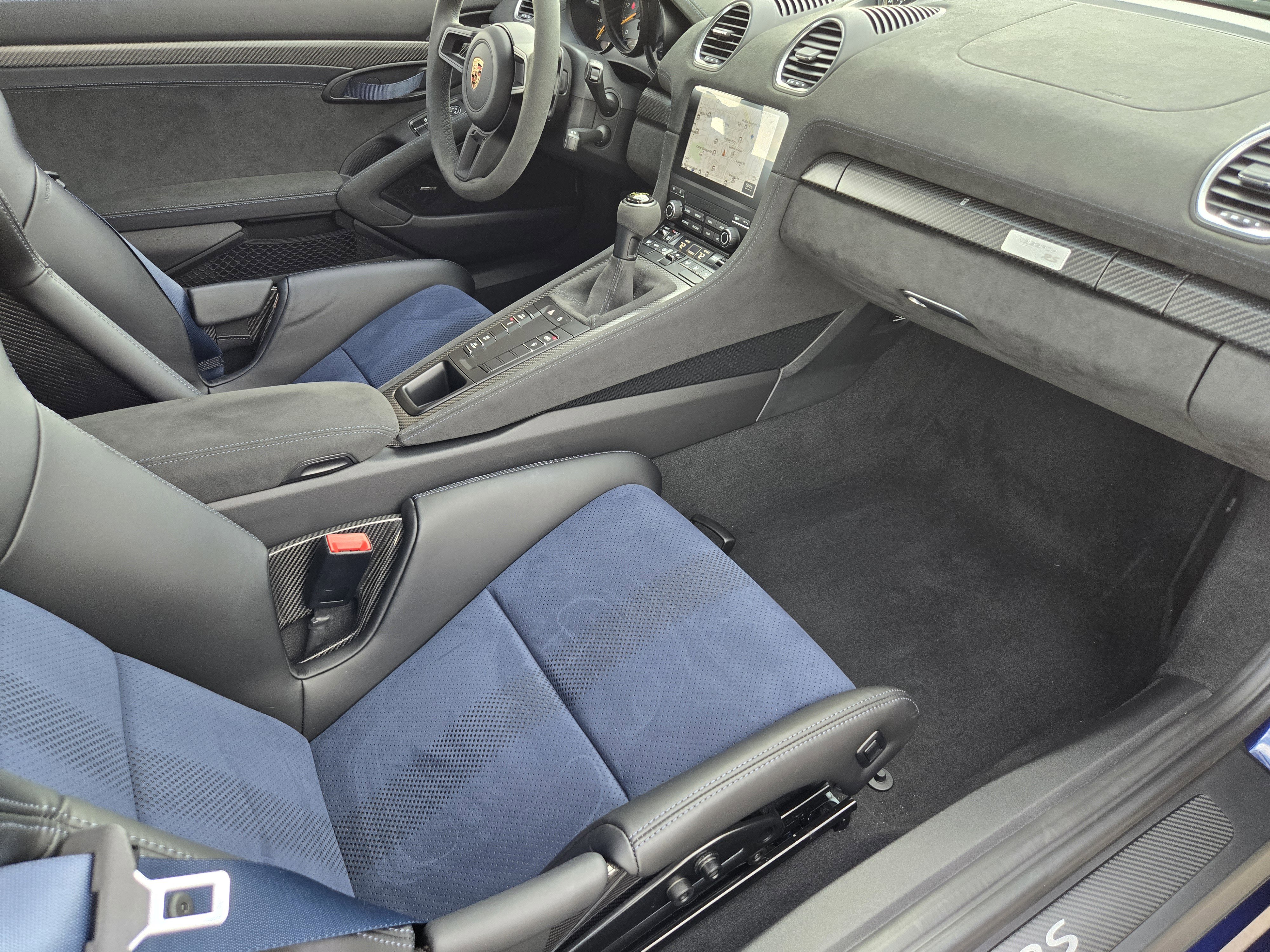 Certified 2025 Porsche 718 Cayman GT4 RS image 20