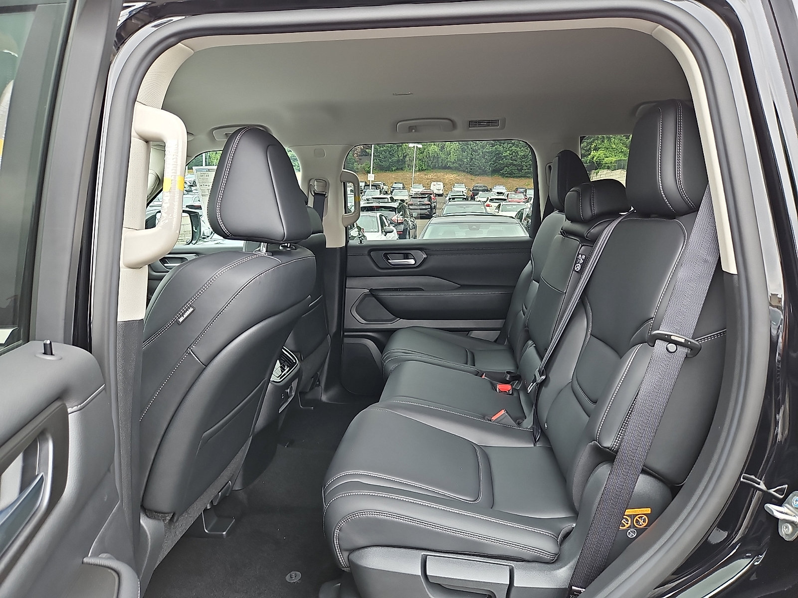 New 2026 Nissan Armada SV AWD/4WD image 8