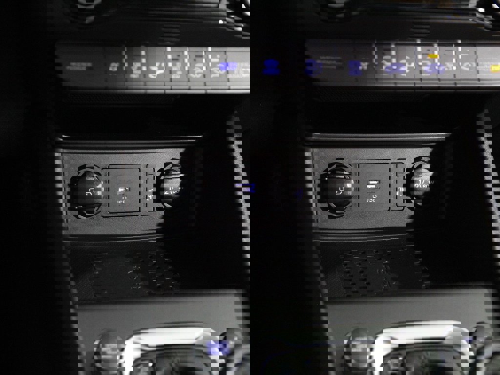 Certified 2023 Hyundai Kona SEL w/ Convenience Package image 14