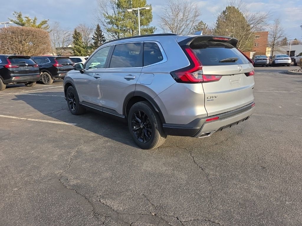 Used 2023 Honda CR-V LX image 5