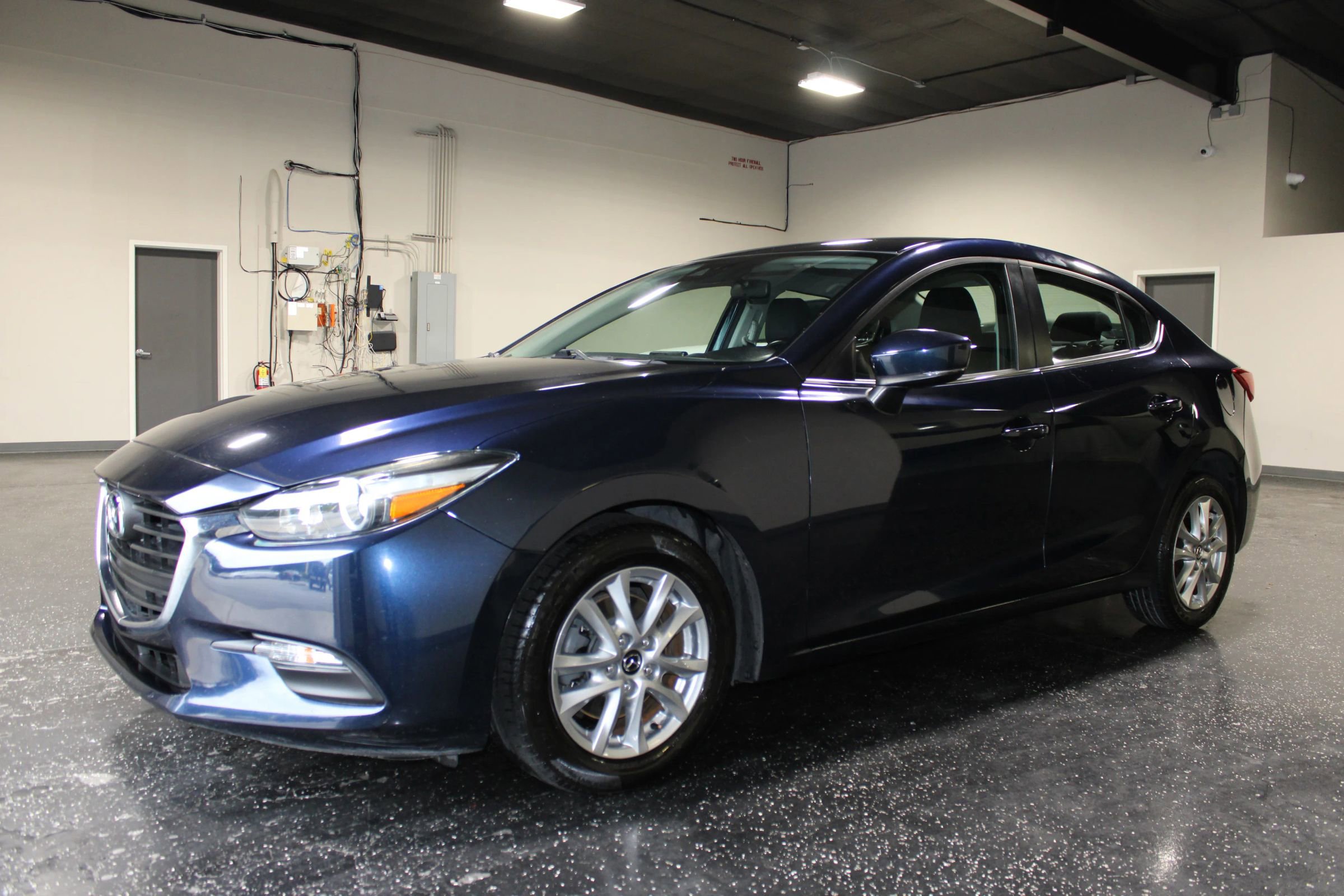 Used 2018 MAZDA MAZDA3 Sport w/ Preferred Equipment Package FWD image 7