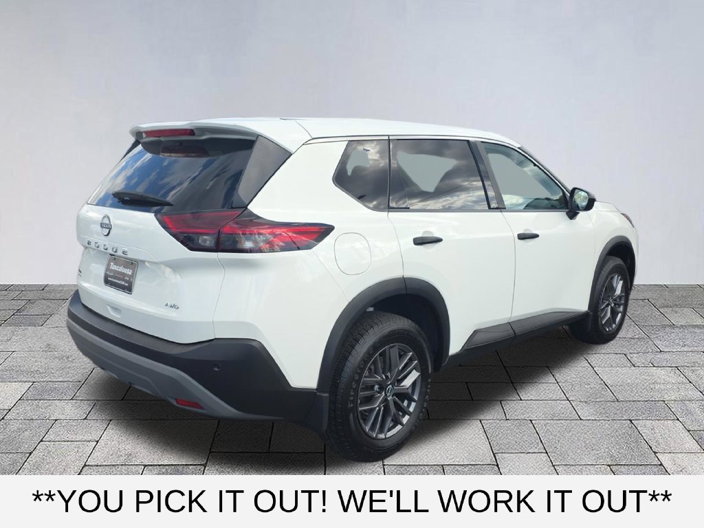 Used 2022 Nissan Rogue S AWD/4WD image 7