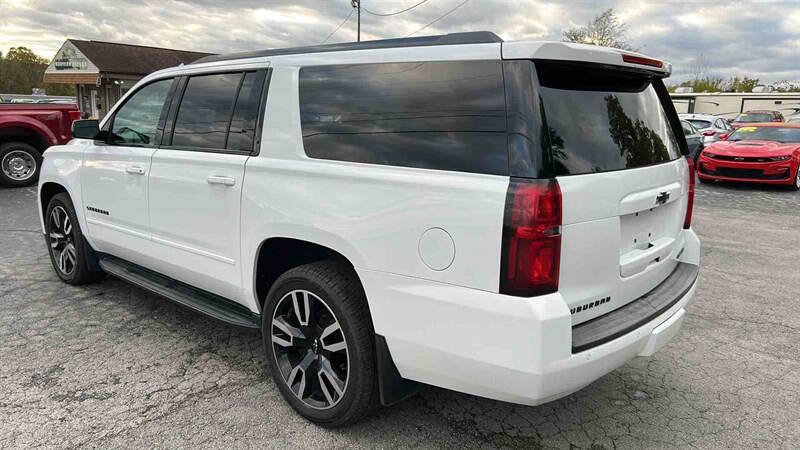 Used 2019 Chevrolet Suburban Premier AWD/4WD image 4