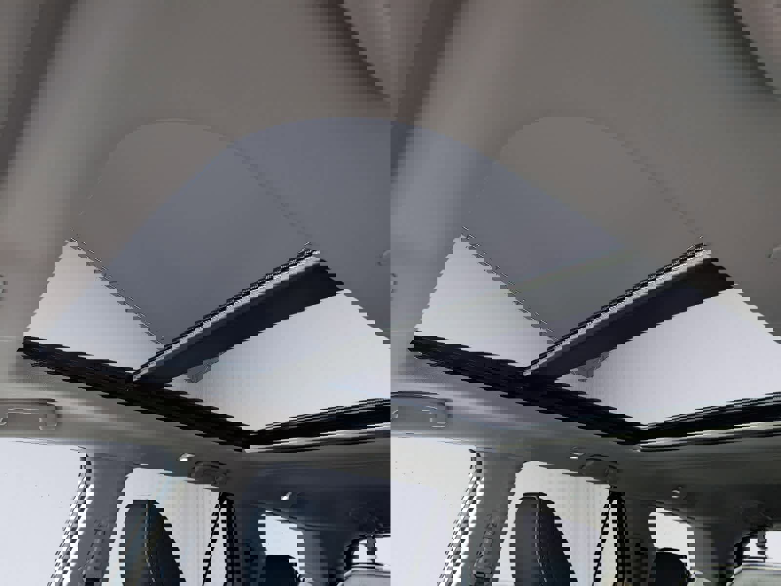 Certified 2025 Honda Pilot Elite image 8