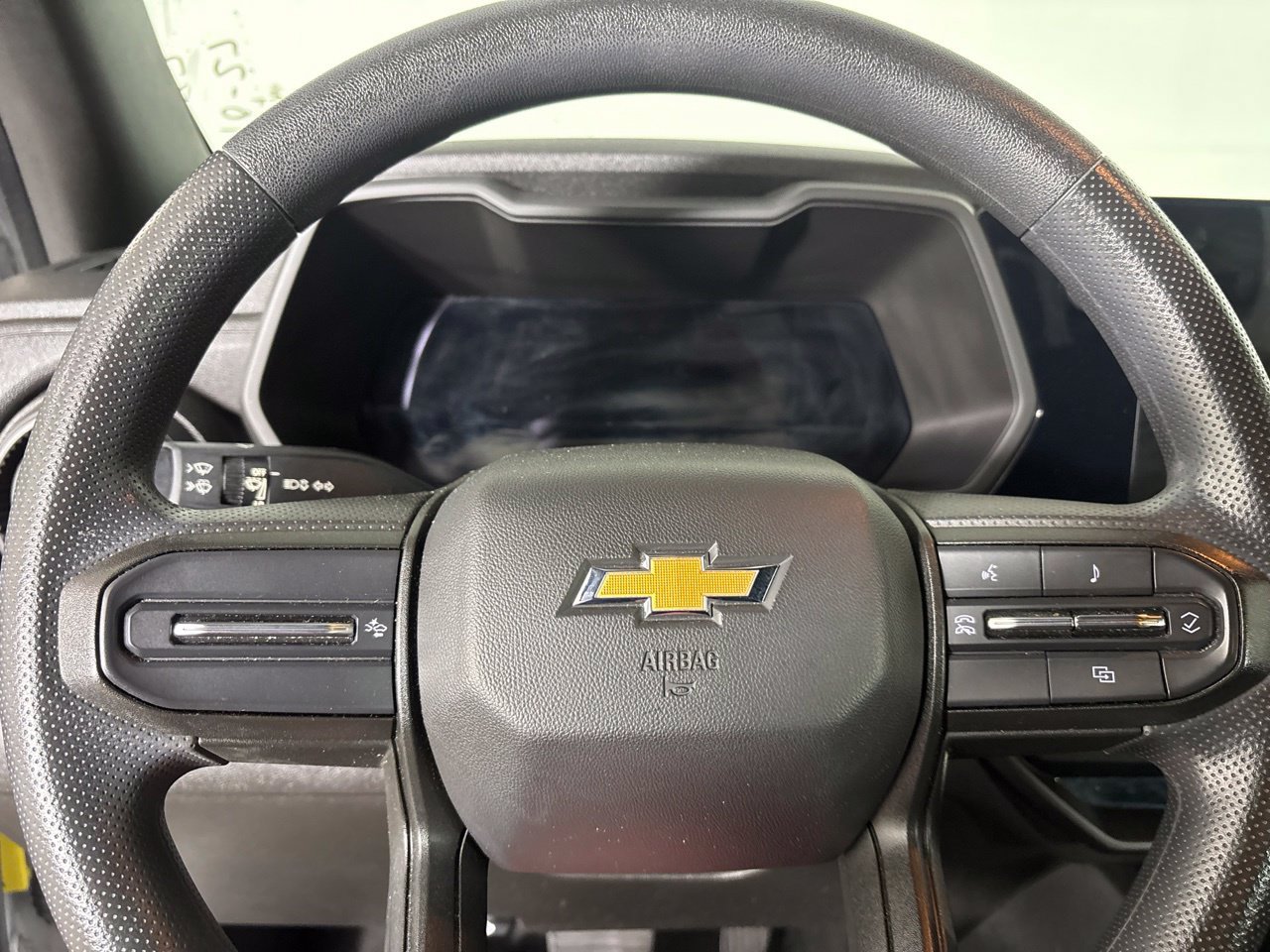 Used 2023 Chevrolet Colorado W/T RWD image 14