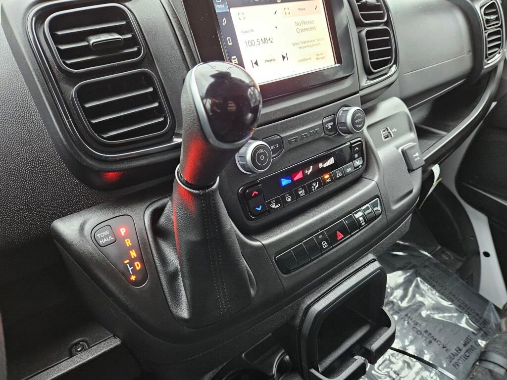 Used 2025 RAM ProMaster 2500 w/ Convenience Group image 23