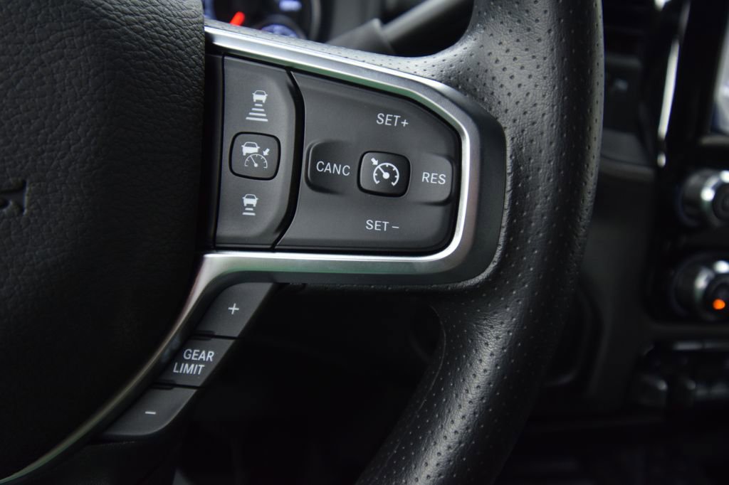 New 2026 RAM 5500 Tradesman AWD/4WD image 32