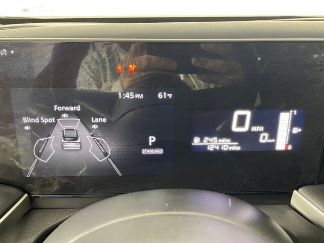 Used 2025 Nissan Kicks S AWD/4WD image 5