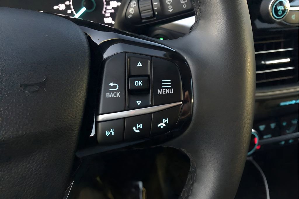 Used 2022 Ford Escape SEL image 16