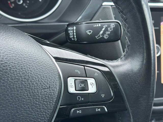 Used 2018 Volkswagen Tiguan SEL image 35