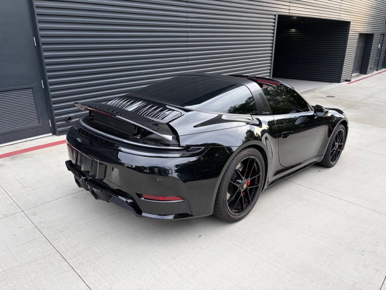 Used 2025 Porsche 911 Targa 4 GTS AWD/4WD image 3