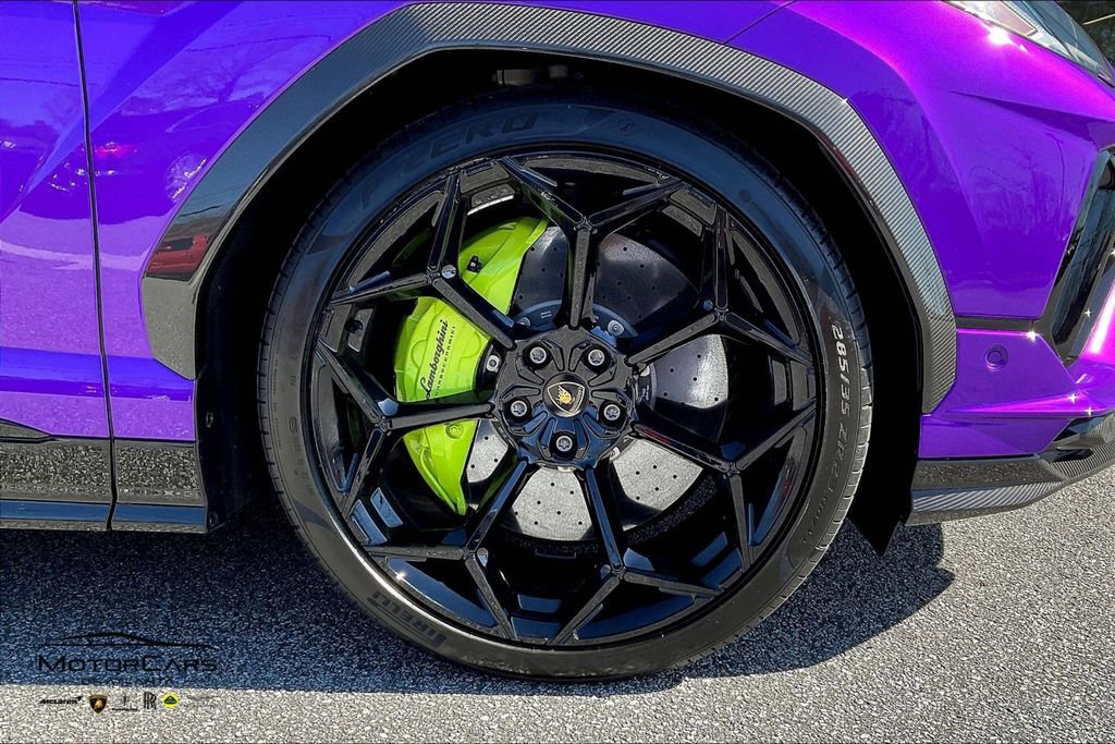 Used 2023 Lamborghini Urus Performante image 32