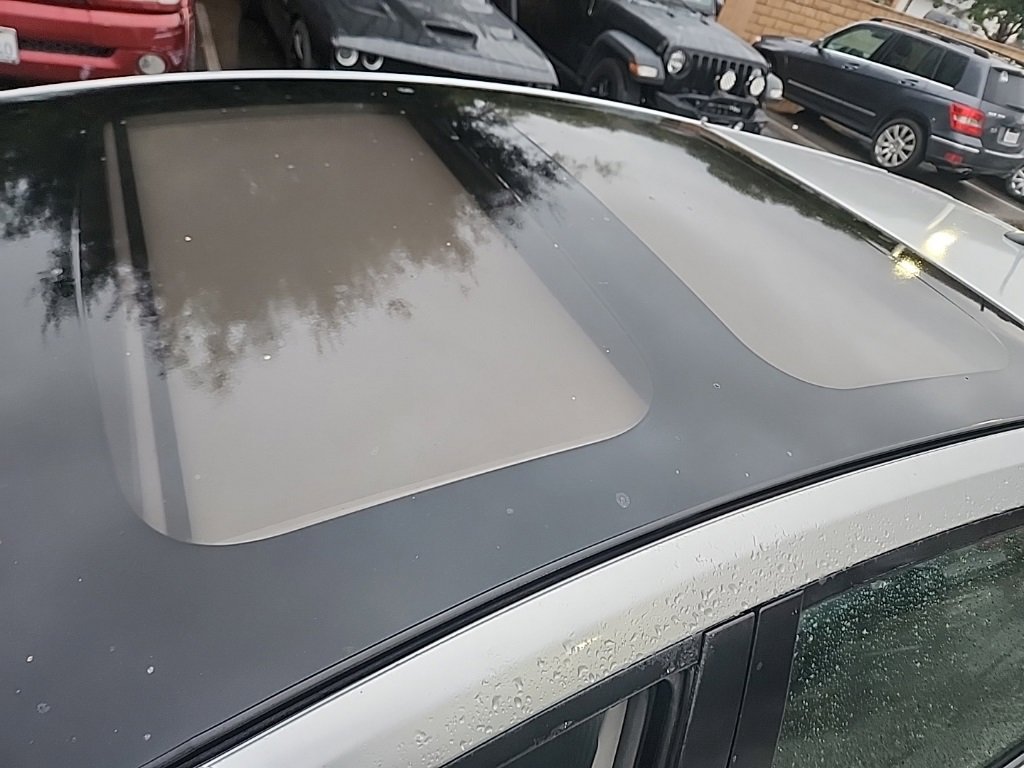 Used 2014 Toyota Prius V Three image 10