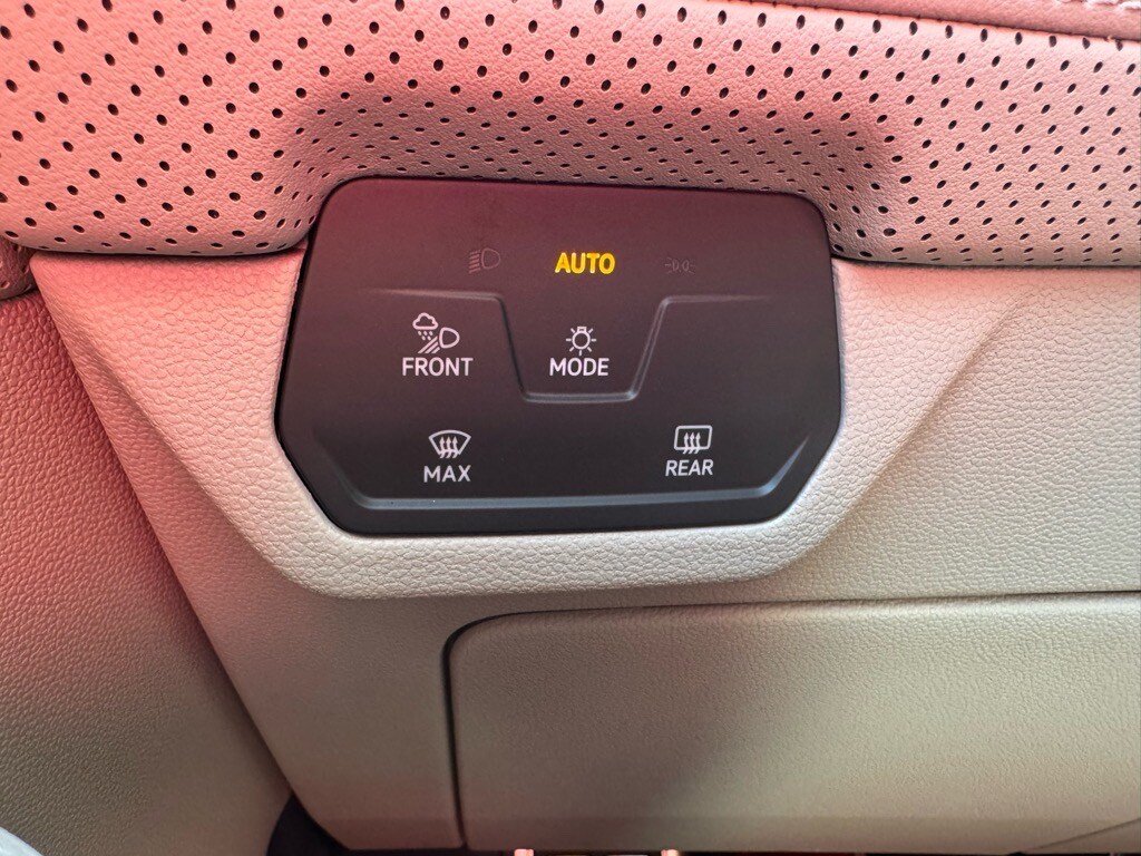 New 2026 Volkswagen Atlas SEL Premium R-Line AWD/4WD image 28