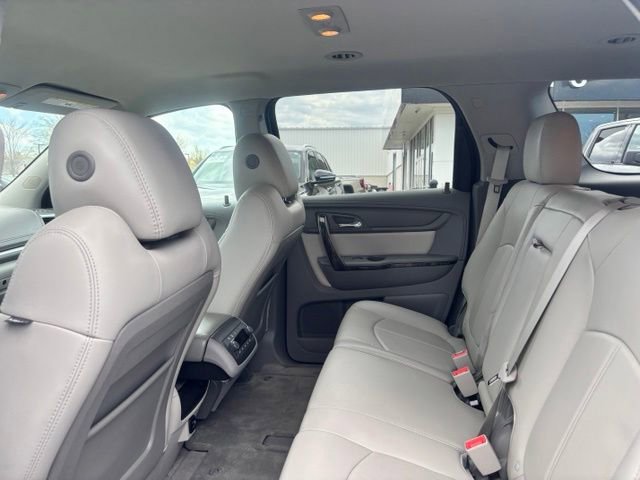 Used 2017 GMC Acadia Limited SLT AWD/4WD image 9